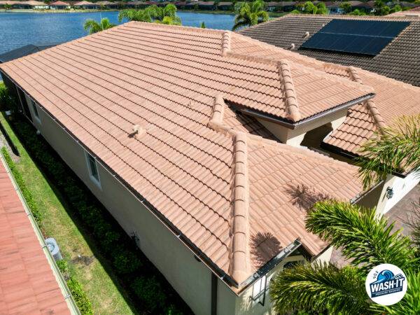 Roof Soft Wash Cleaning | Nokomis, FL